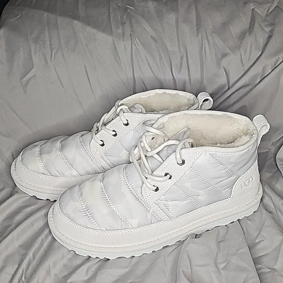 UGG Men’s Neumel Boot White Camo - Picture 3 of 5
